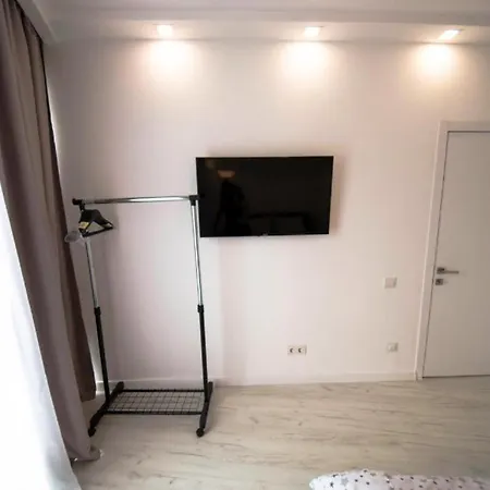 On Lipkovsky Apartment